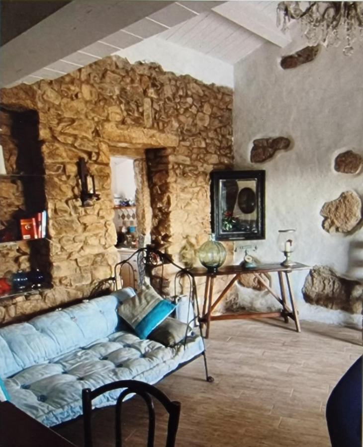 Rifugio Monte Pino Βίλα Telti Εξωτερικό φωτογραφία